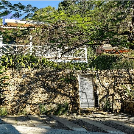 Casas Com Jacuzzi E Churrasqueira A 500 Metros Da Praia Do Pereque Na 伊利亚贝拉 外观 照片