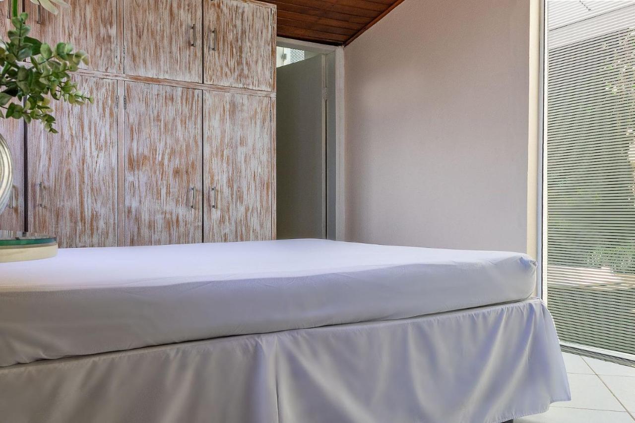 Casas Com Jacuzzi E Churrasqueira A 500 Metros Da Praia Do Pereque Na 伊利亚贝拉 外观 照片