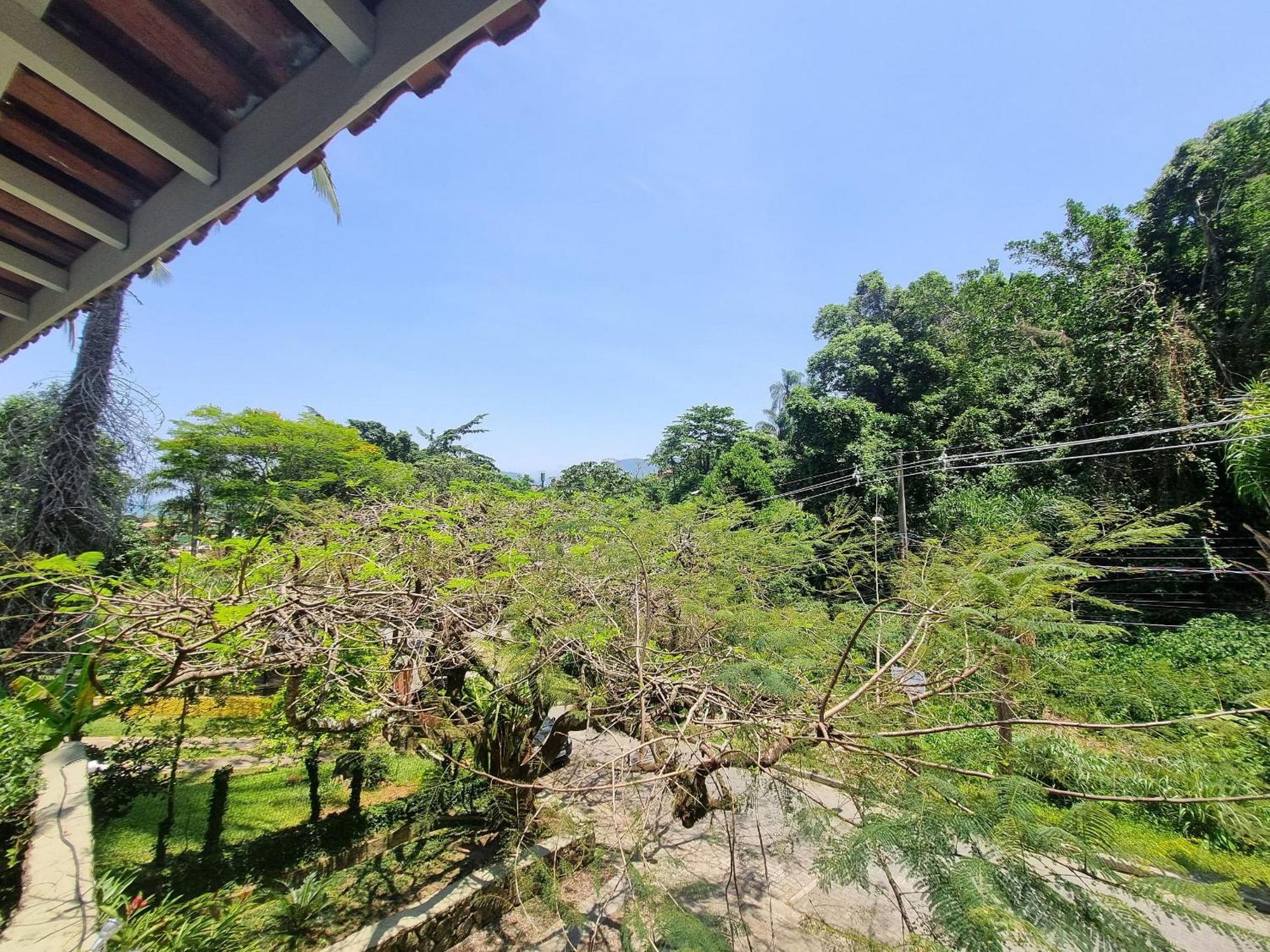 Casas Com Jacuzzi E Churrasqueira A 500 Metros Da Praia Do Pereque Na 伊利亚贝拉 外观 照片